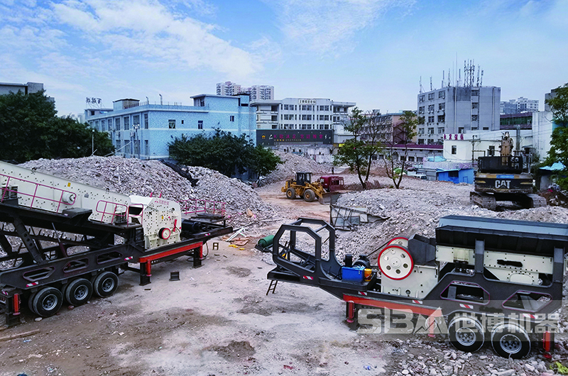 建筑垃圾破碎機現場(chǎng)