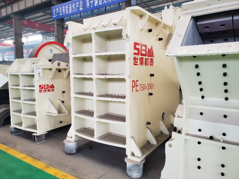 750顎破碎石機，PE750×1060型號