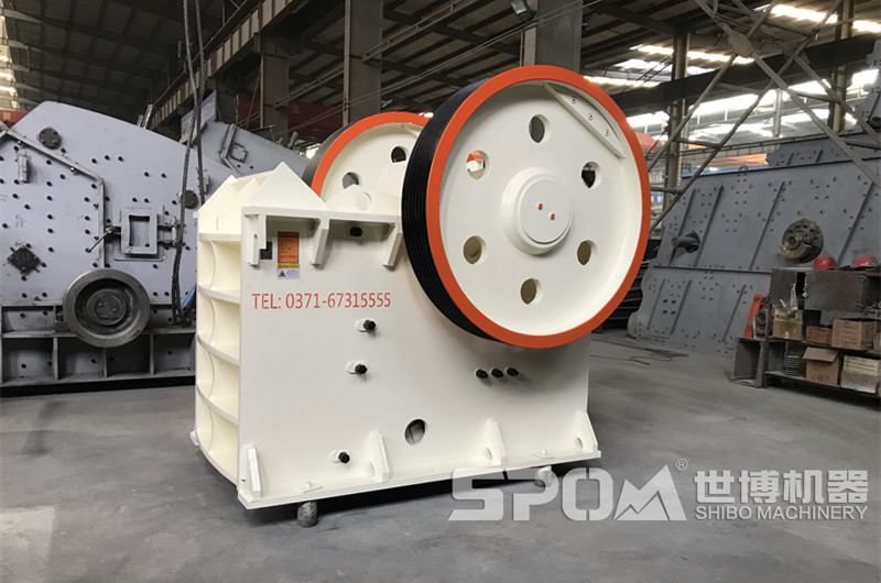 廢舊水泥塊破碎機，顎式破碎機